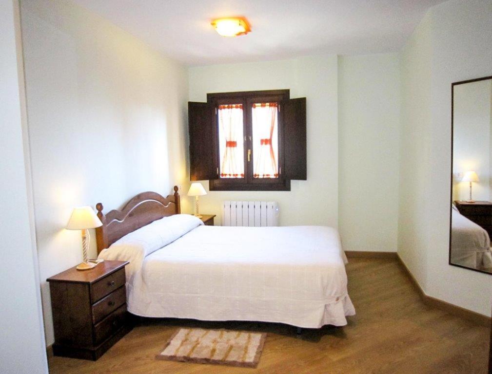 La Catedral Apartment Roda de Isábena